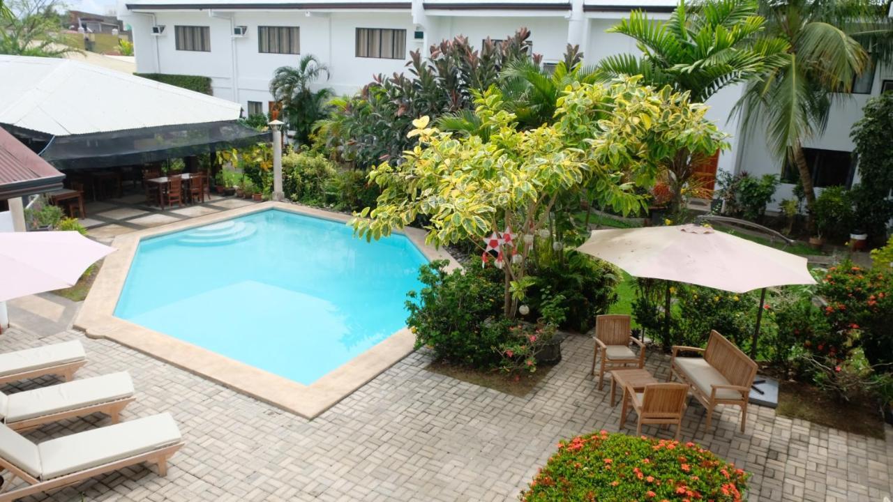 מלון Davao City Red Knight Gardens מראה חיצוני תמונה