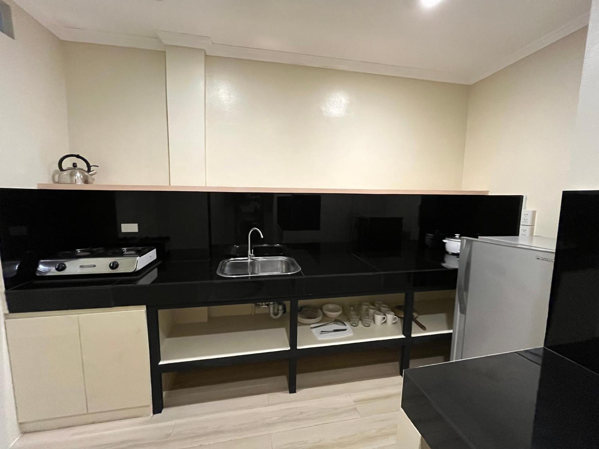 מלון Davao City Red Knight Gardens מראה חיצוני תמונה