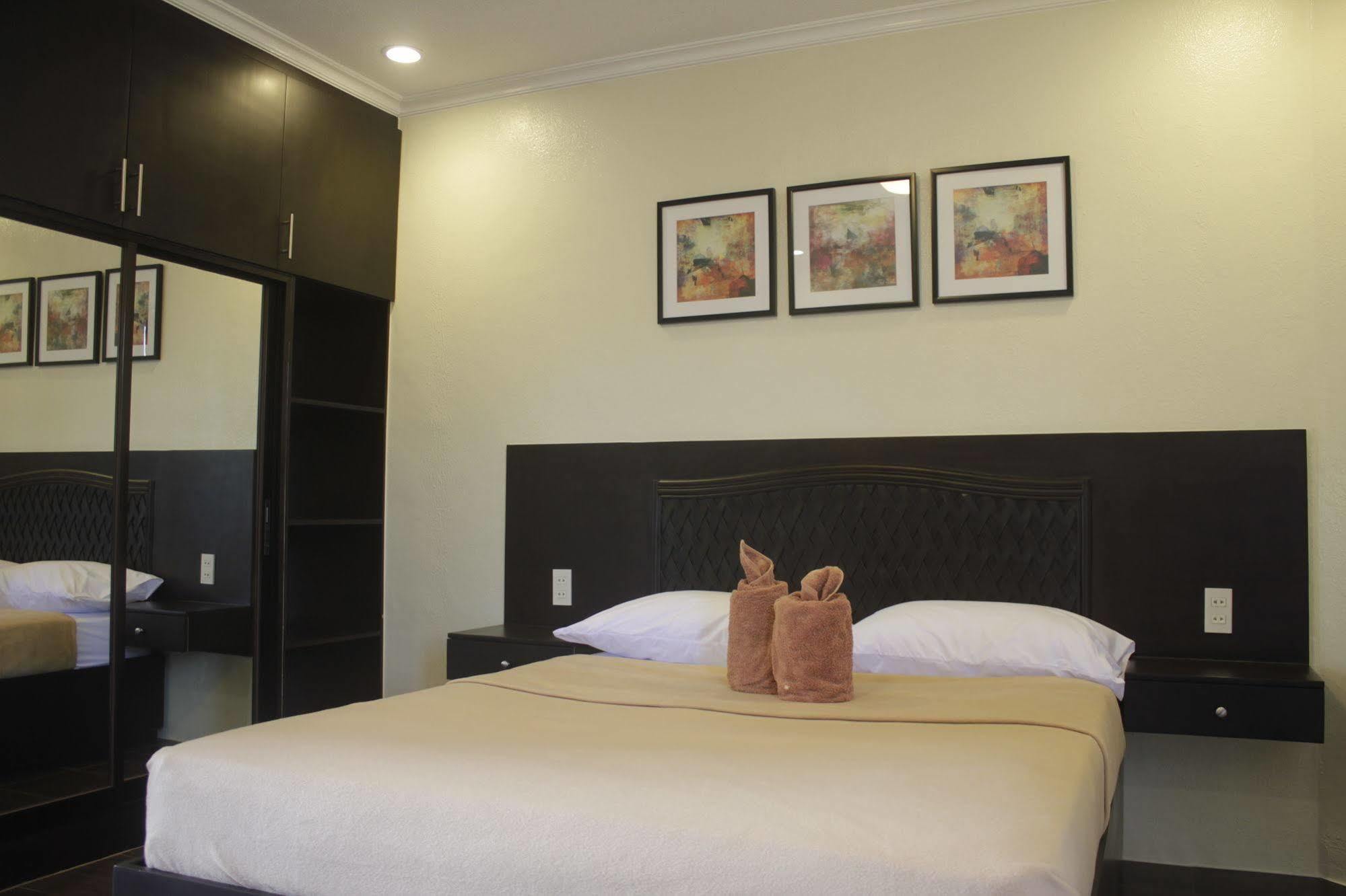 מלון Davao City Red Knight Gardens מראה חיצוני תמונה